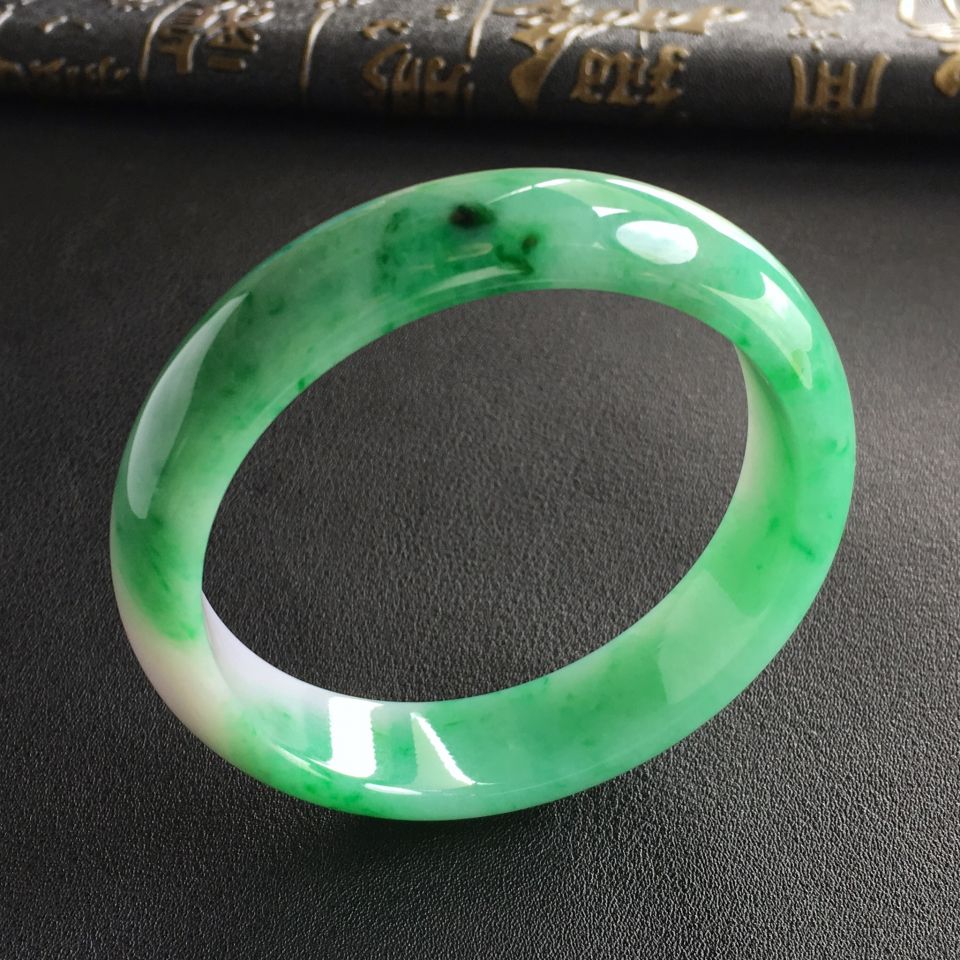糯冰种翠色手镯(55.5mm)