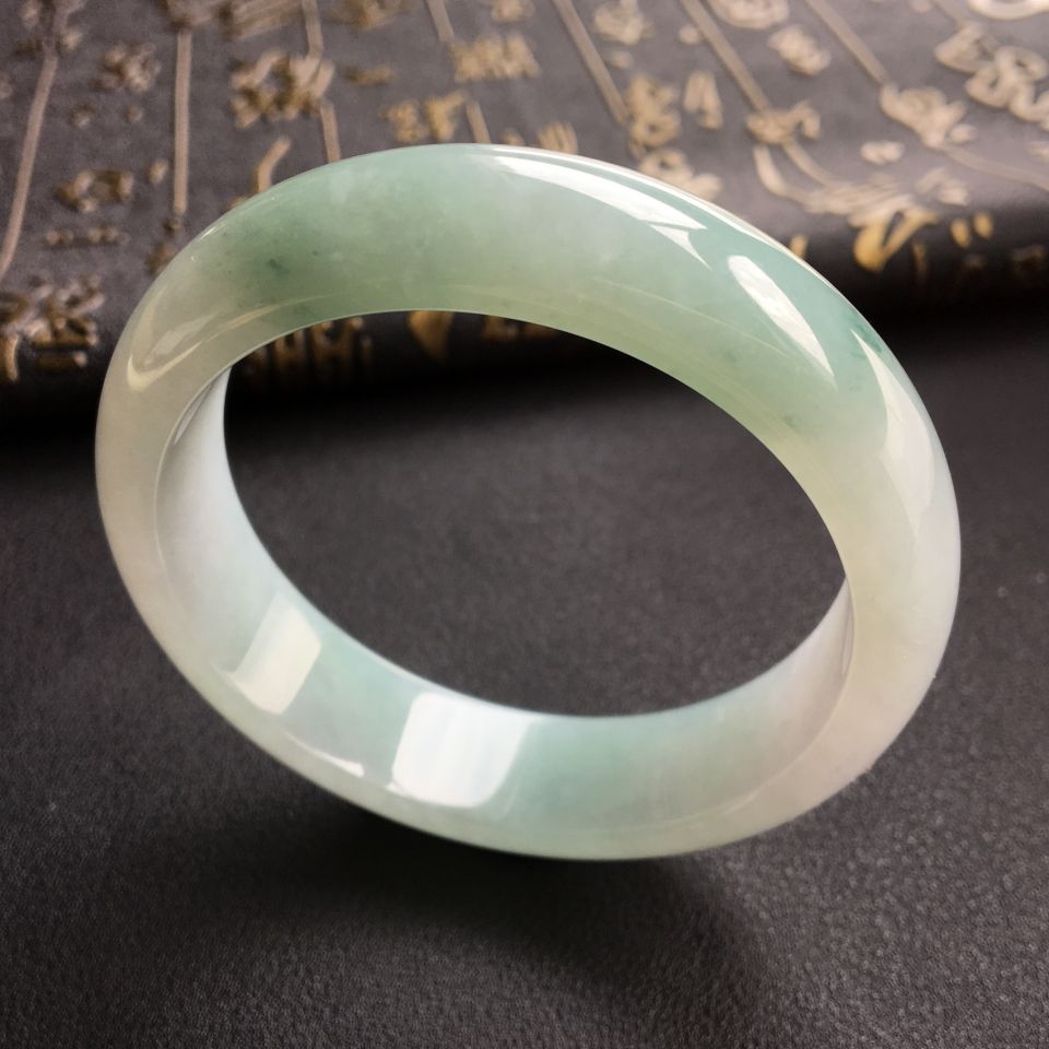 糯冰种晴水飘花手镯(56.2mm)