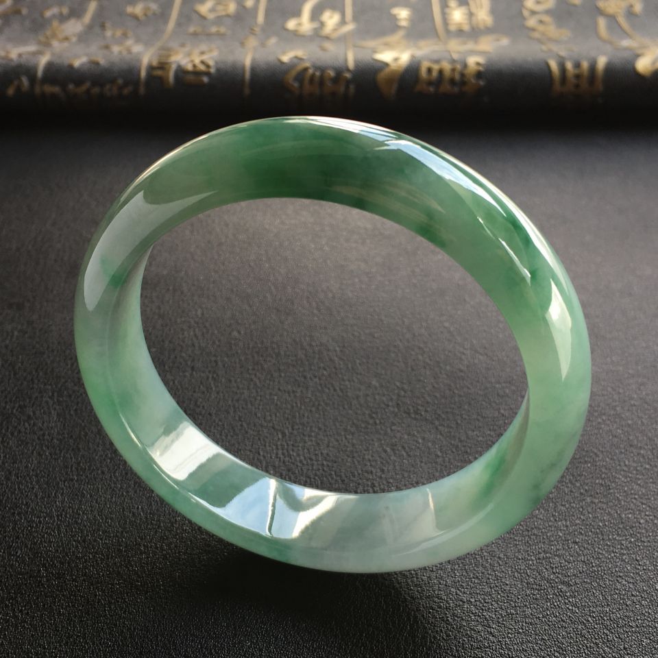 糯冰种飘花手镯(58mm)