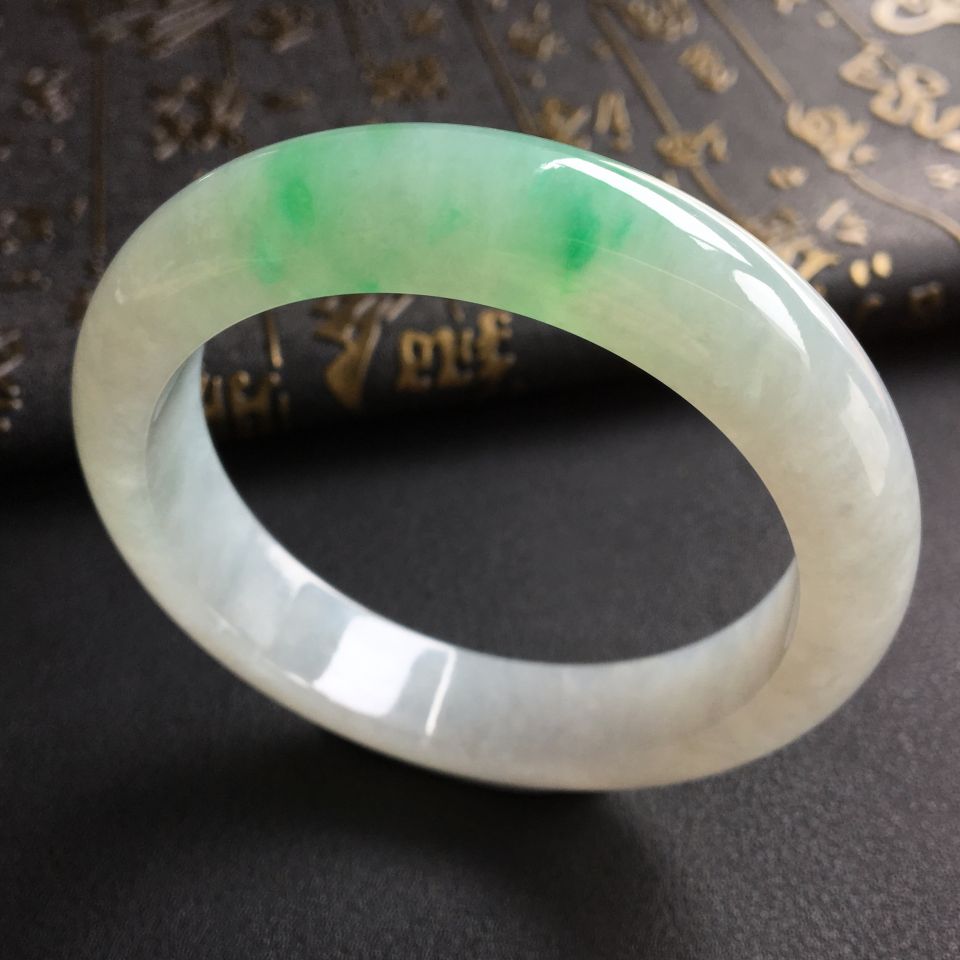 糯冰种飘翠手镯(60.3mm)