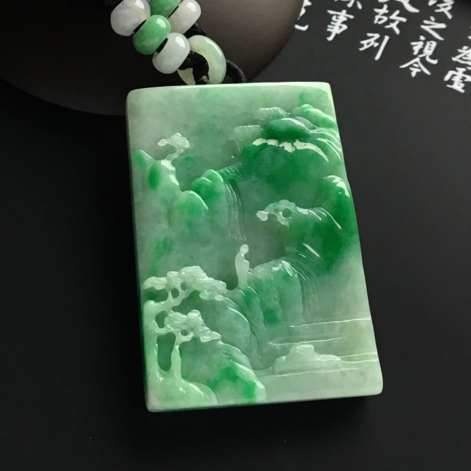 （超值推荐）细糯种飘翠山水牌挂件