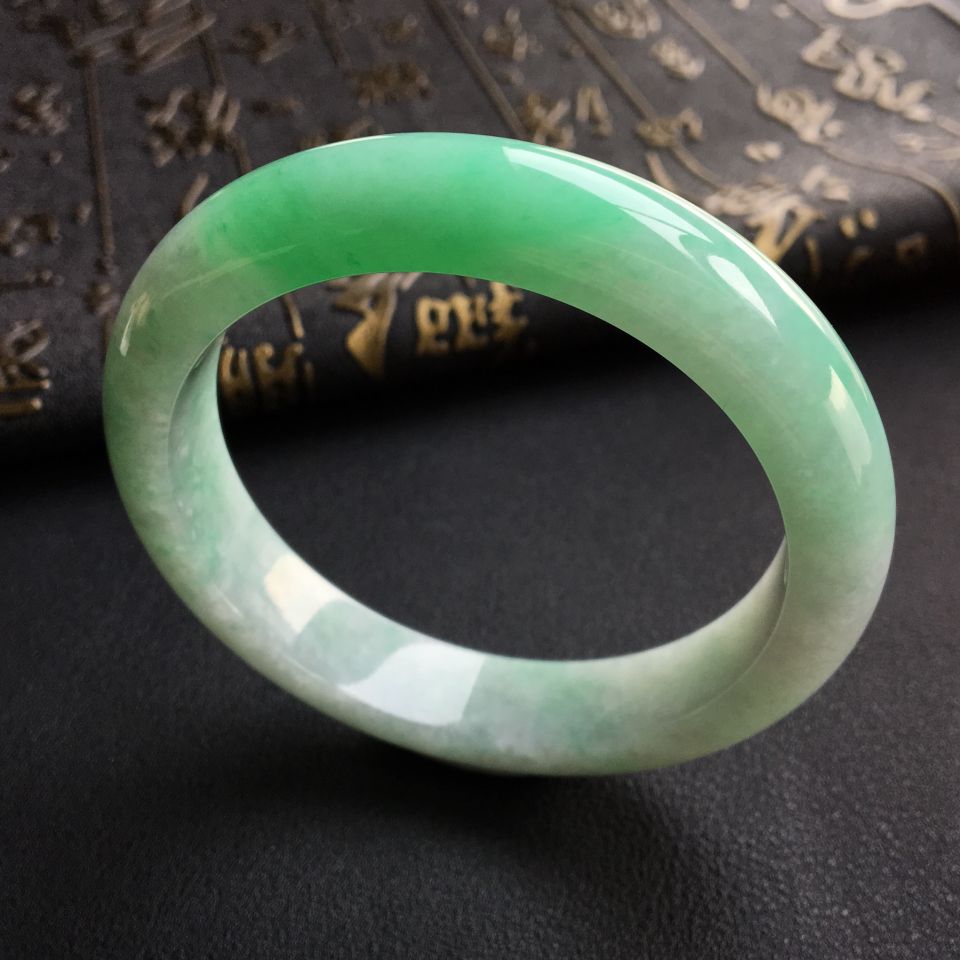 糯冰种飘翠手镯(57.2mm)