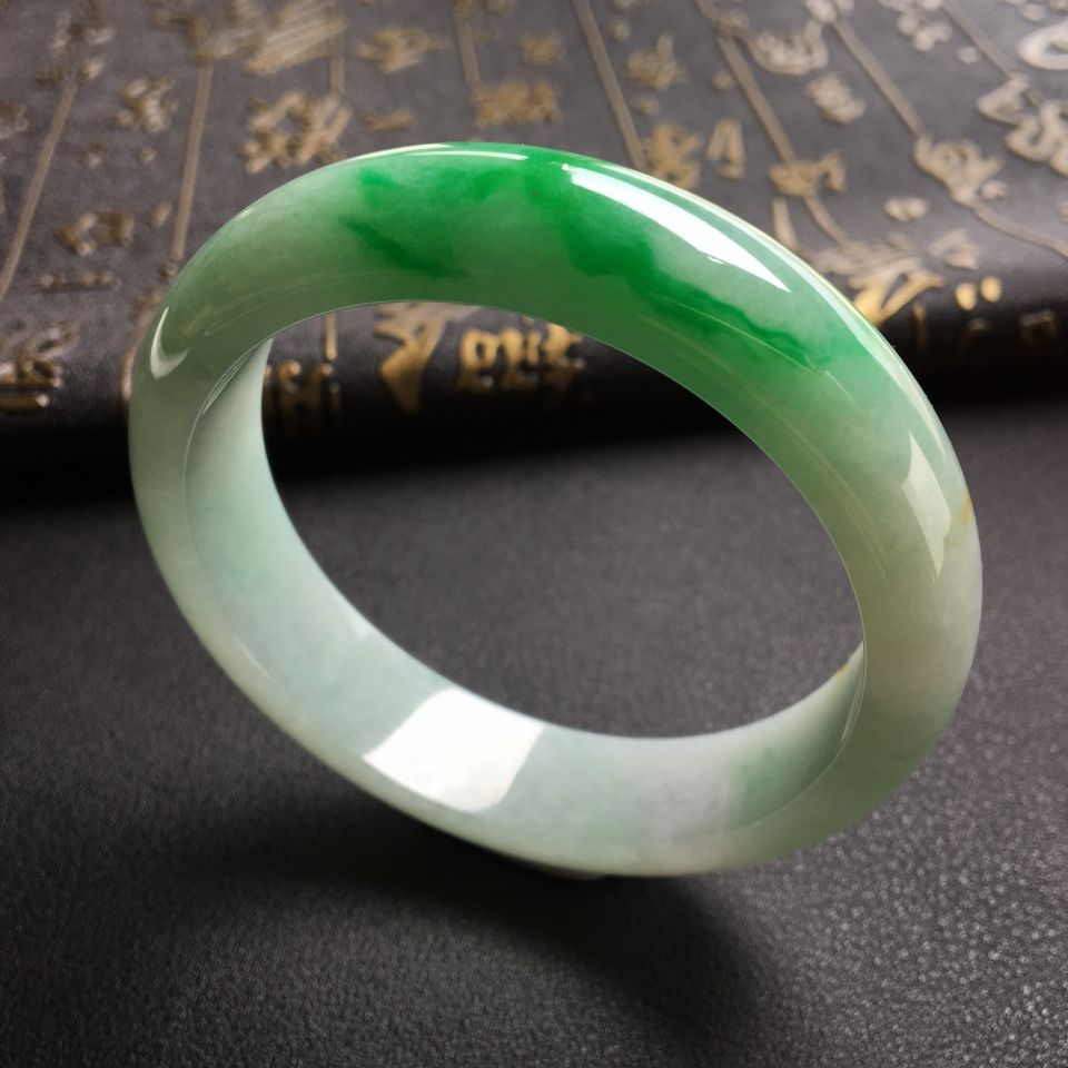糯冰种飘翠手镯(57.8mm)
