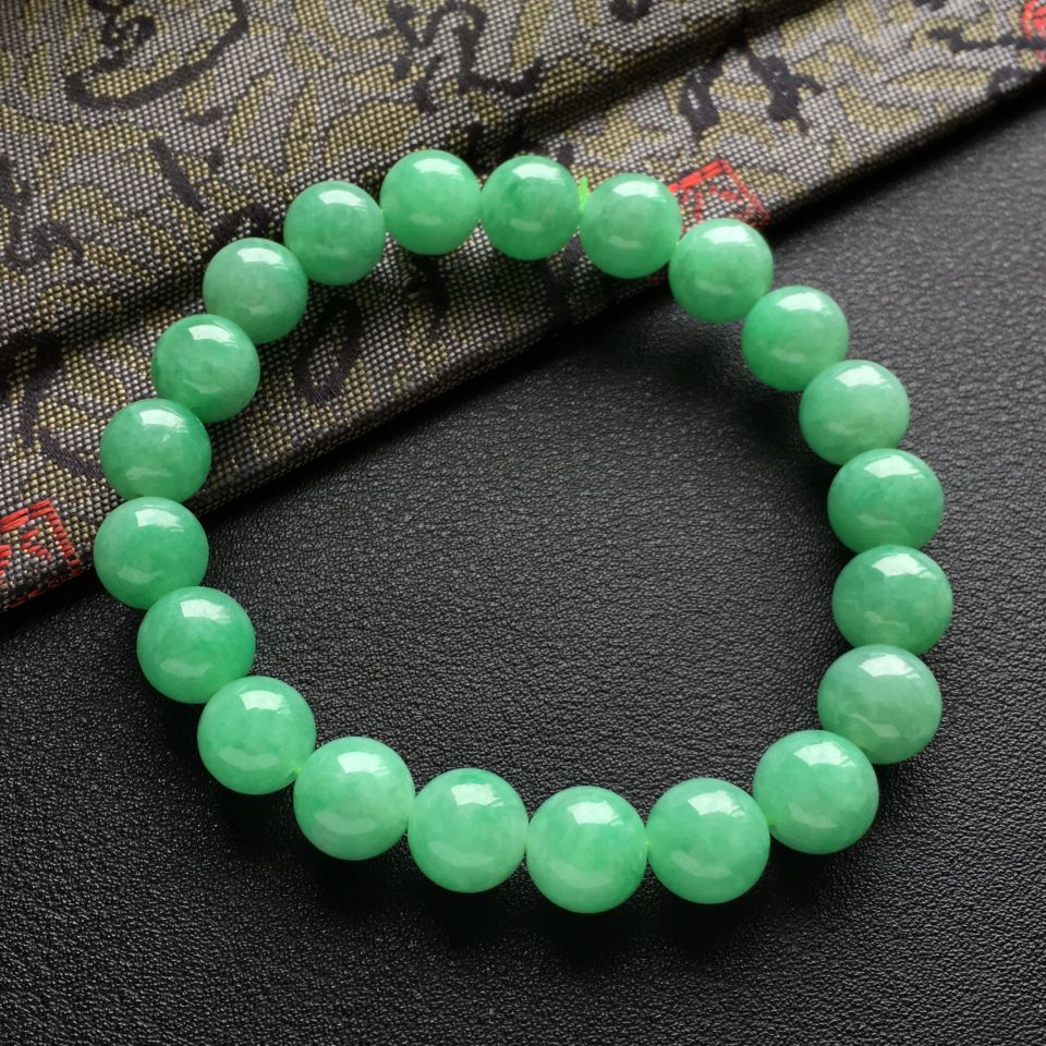 糯冰种翠色圆珠手串
