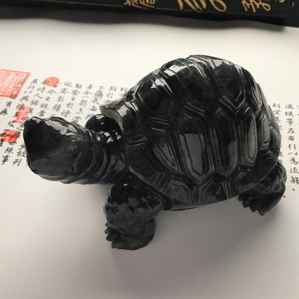 糯冰种（乌鸡种）墨色长寿龟摆件