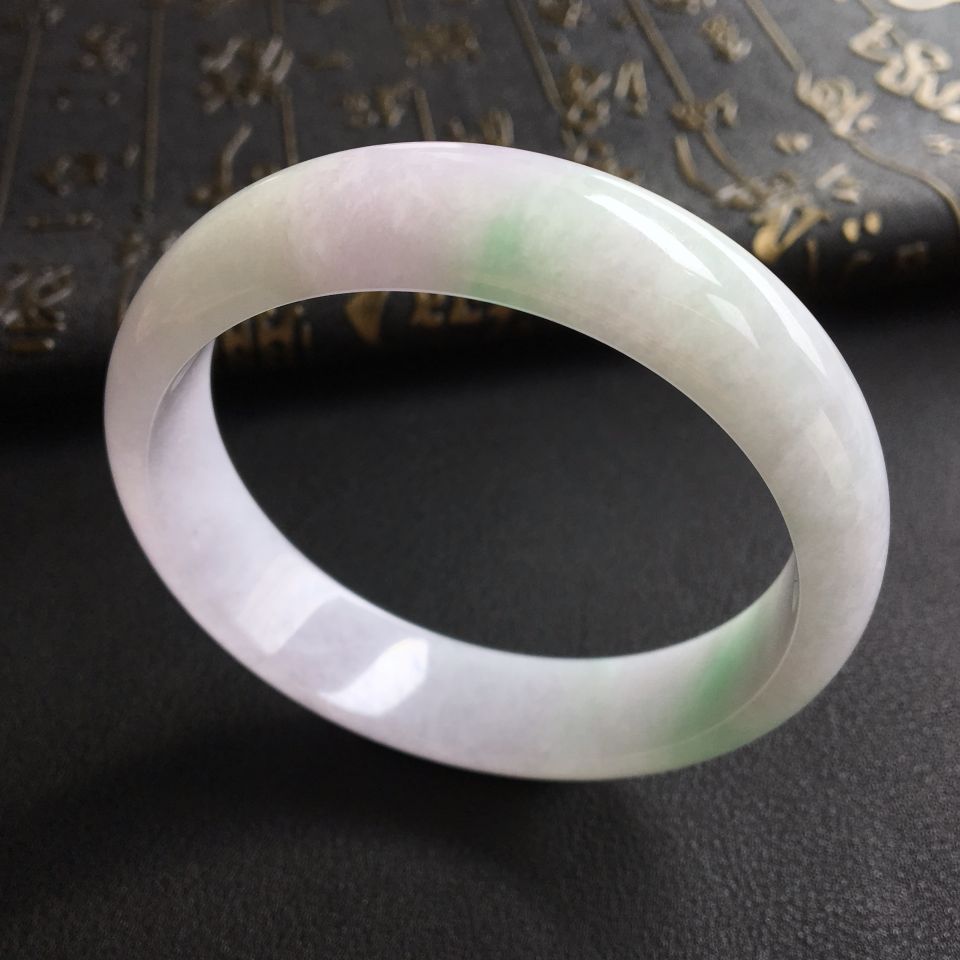 糯冰种淡春带彩手镯(61mm)