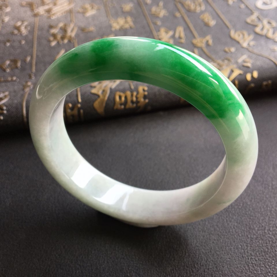 糯冰种飘翠手镯(57mm)