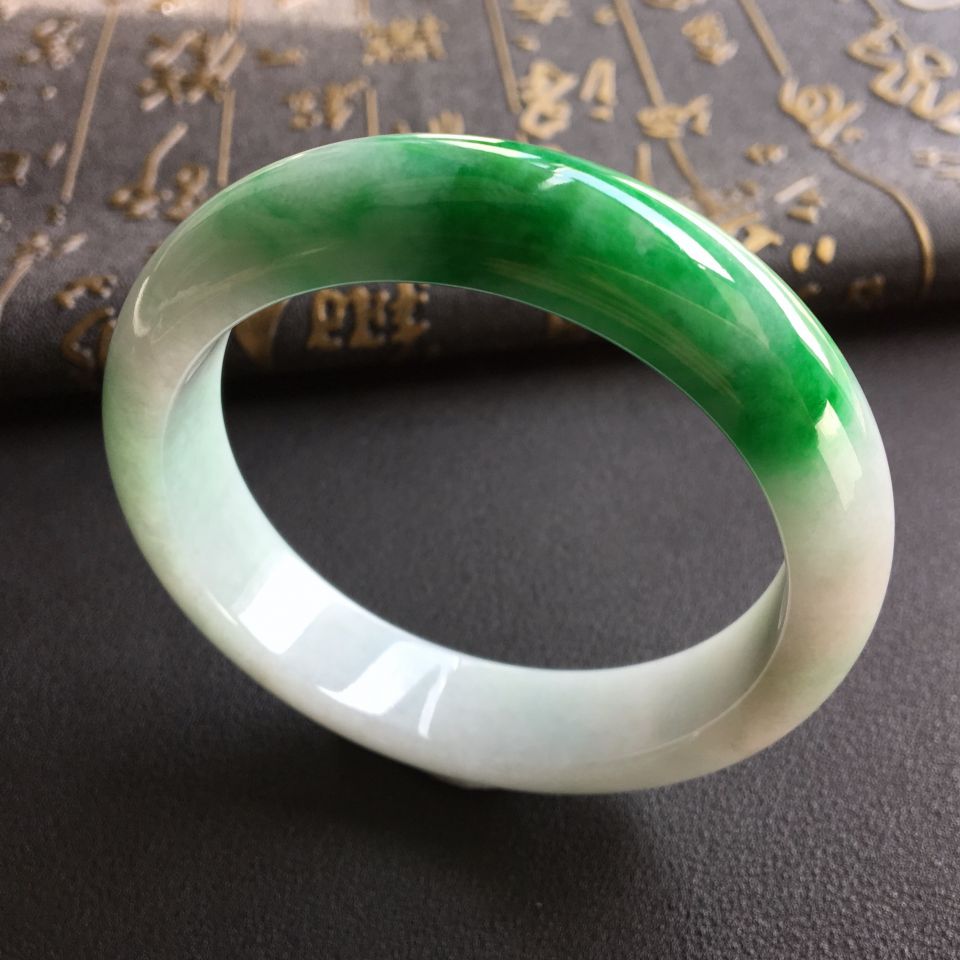 糯冰种飘翠手镯(56.2mm)