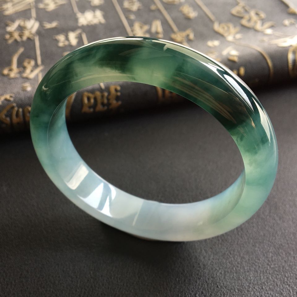 糯冰种飘花手镯(54.4mm)