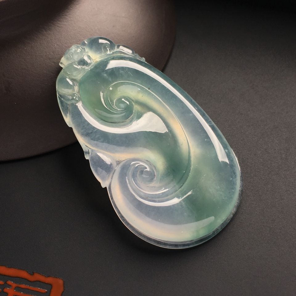 冰种晴水如意挂件
