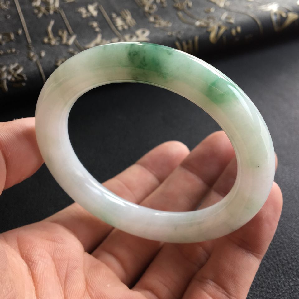 糯冰种飘绿花圆条手镯(53mm)