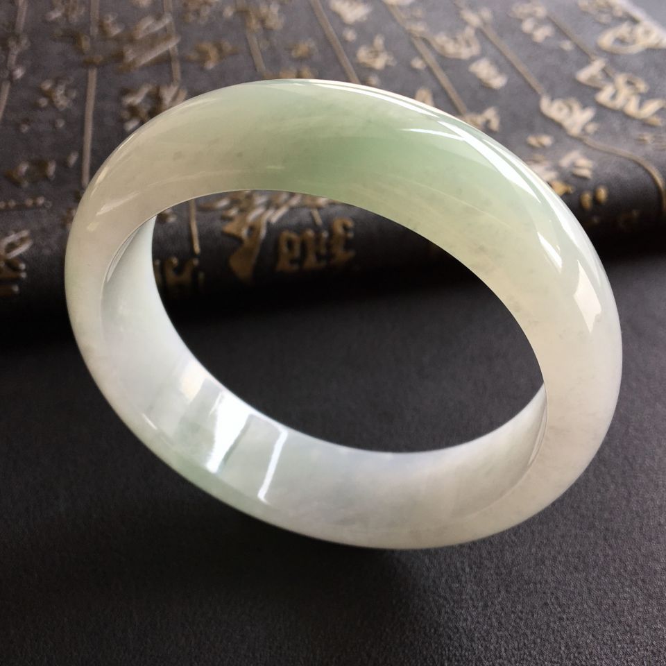 糯冰种晴水手镯(60.4mm)