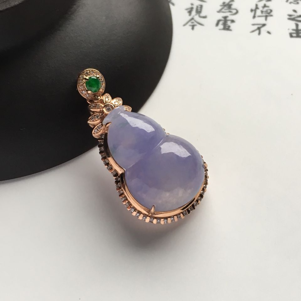 镶玫瑰金钻石糯冰种紫罗兰葫芦胸坠