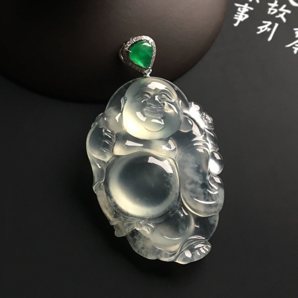 冰玻种淡晴水逍遥佛挂件