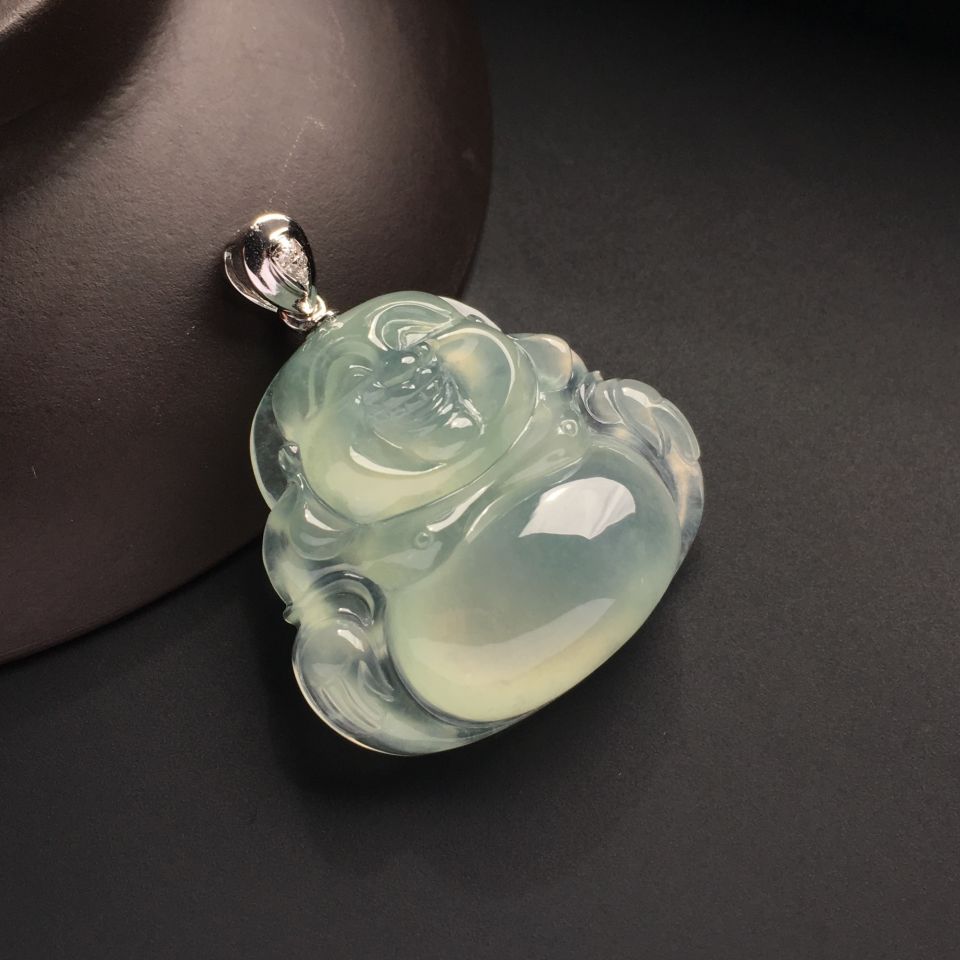 冰种淡晴水玉佛挂件