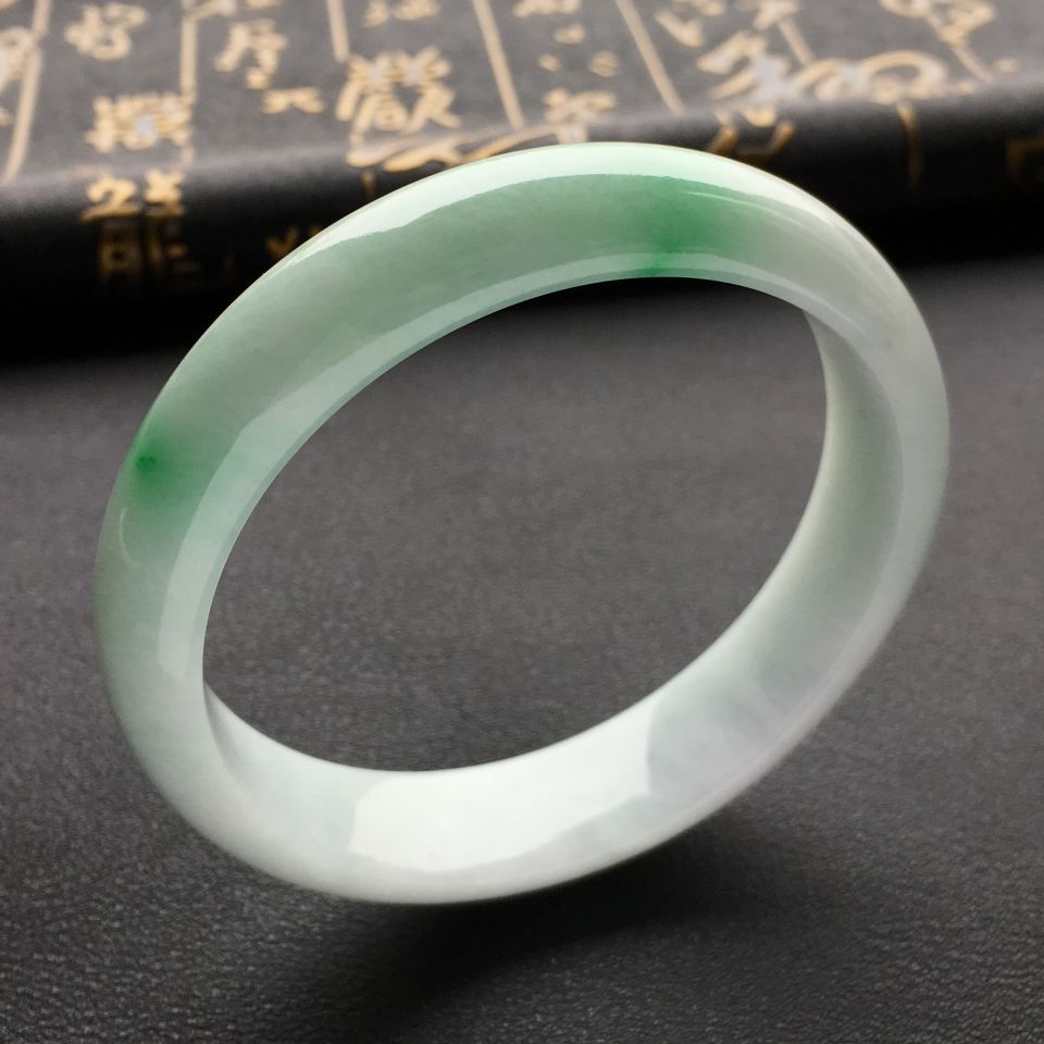 糯冰种飘翠手镯(60.5mm)