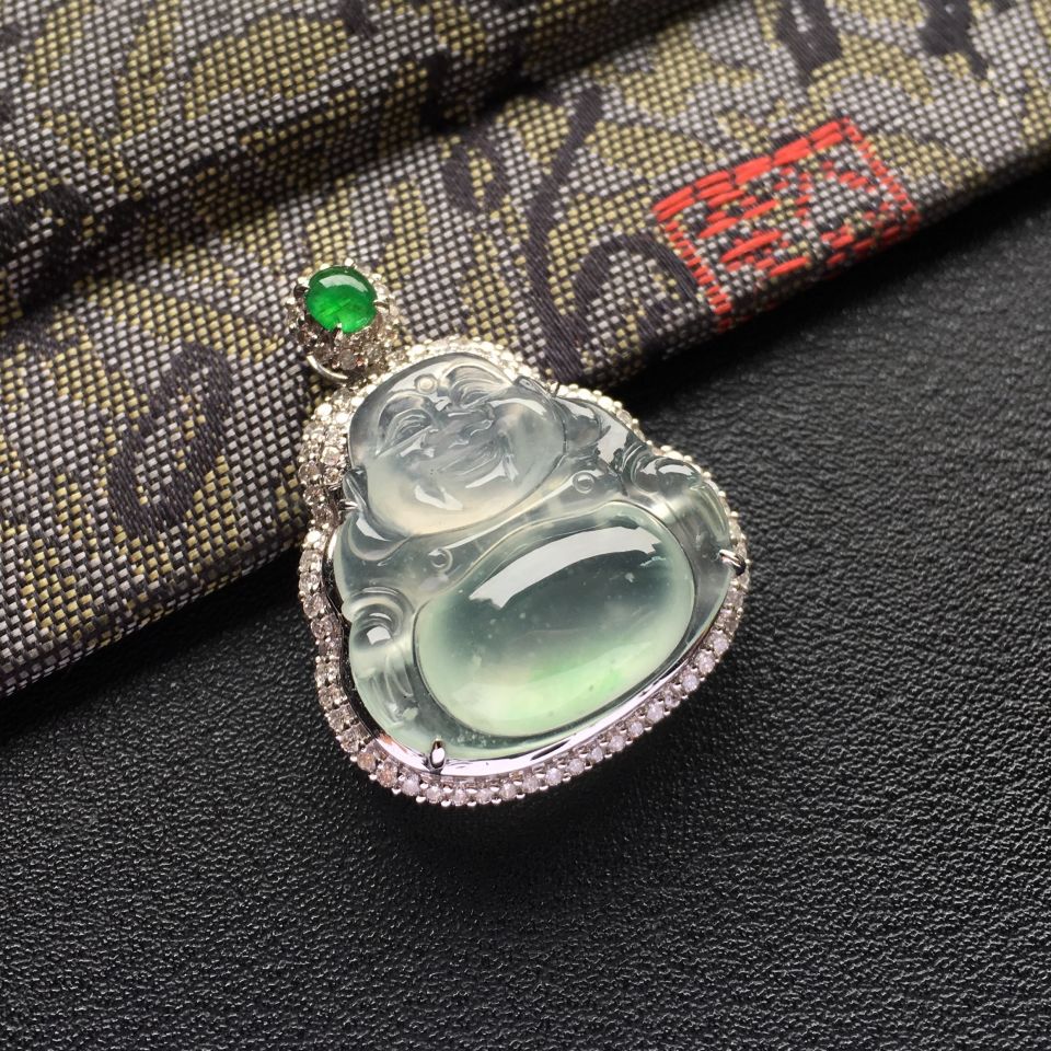 冰种飘绿花镶白金钻石玉佛胸坠