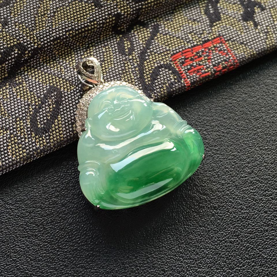 糯冰种飘翠镶白金钻石玉佛胸坠