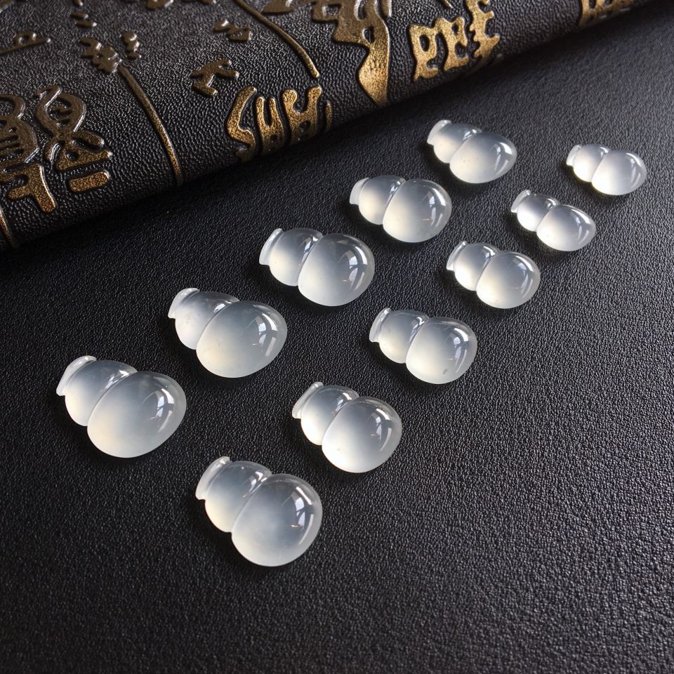 冰玻种无色葫芦戒面/胸坠面/项链面/耳坠面/手链面(一批走)