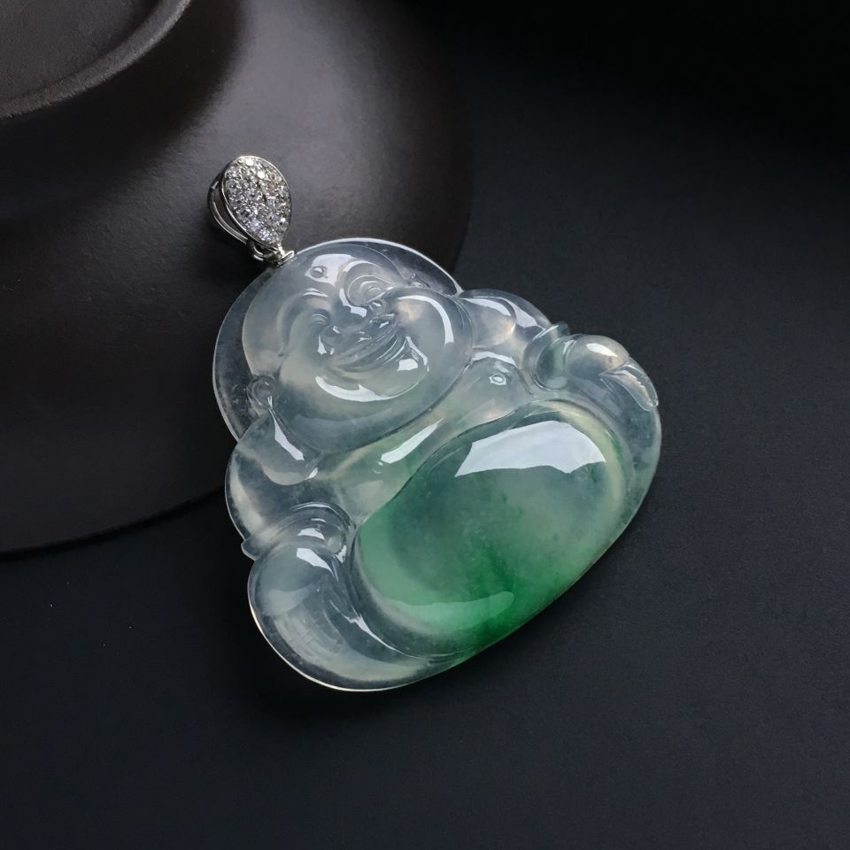 冰种略飘翠玉佛挂件