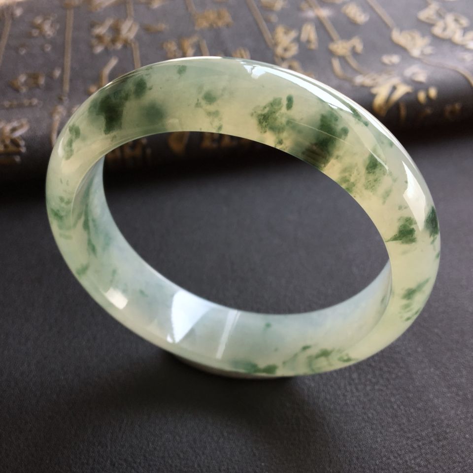 糯冰种飘花手镯(56.8mm)