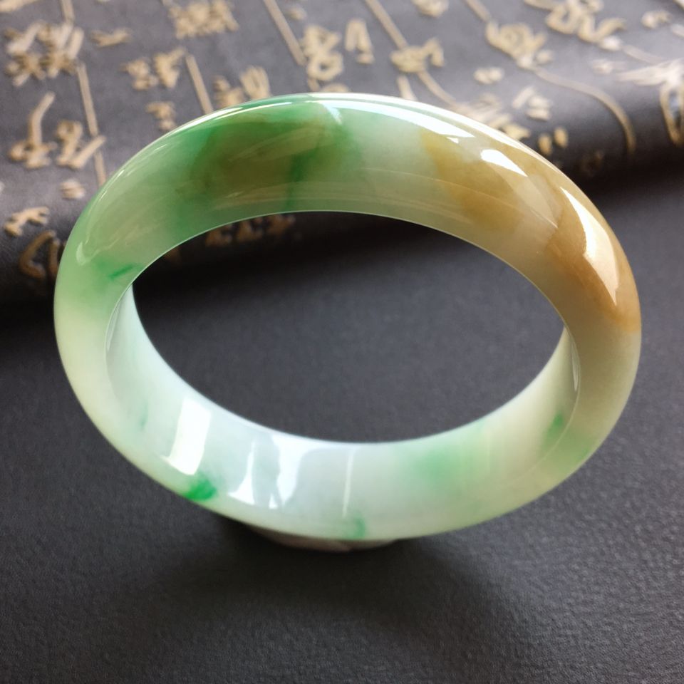 糯冰种黄加绿手镯(55.8mm)