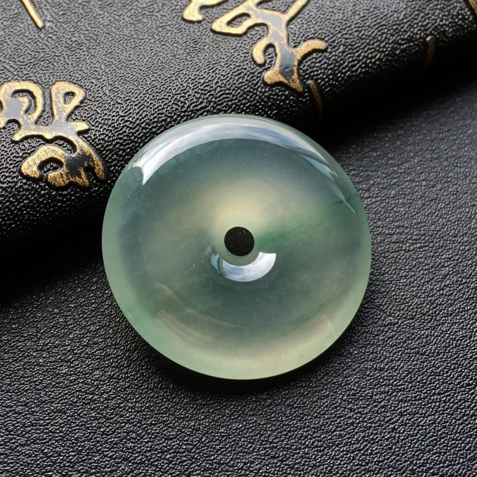 (超值推荐)冰种略飘花平安扣挂件