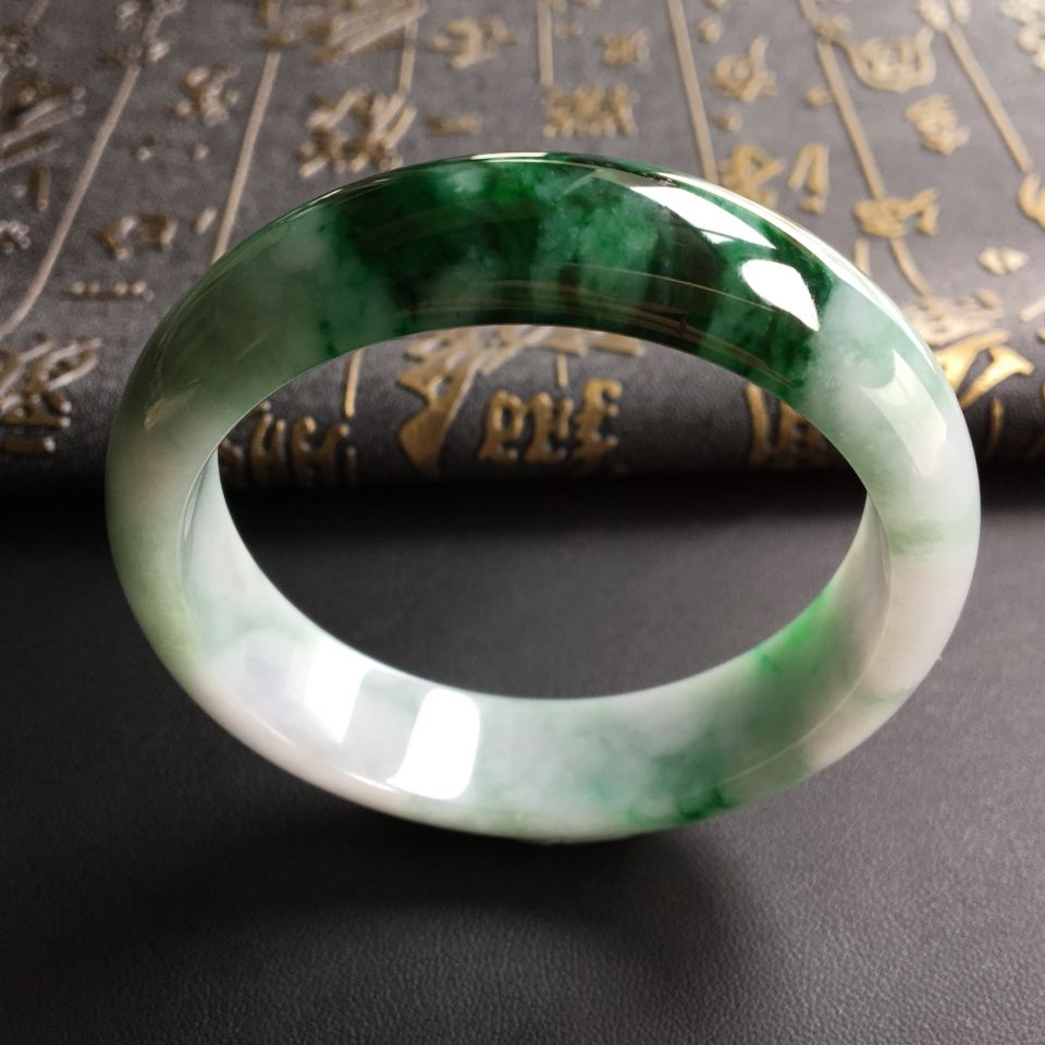 糯冰种飘花手镯(57mm)