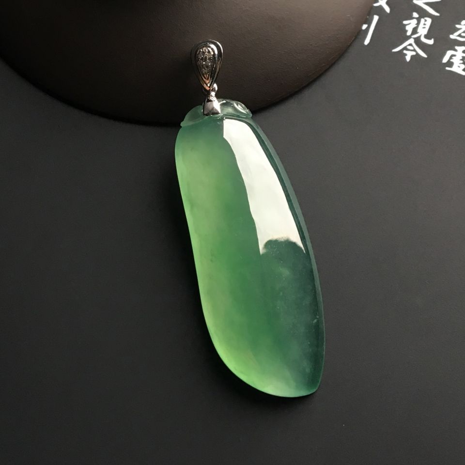 冰种晴水福瓜挂件