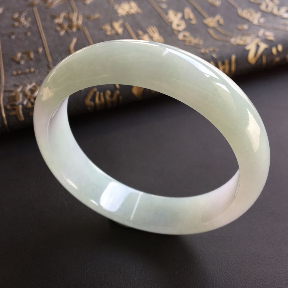 糯冰种晴水手镯(57.7mm)