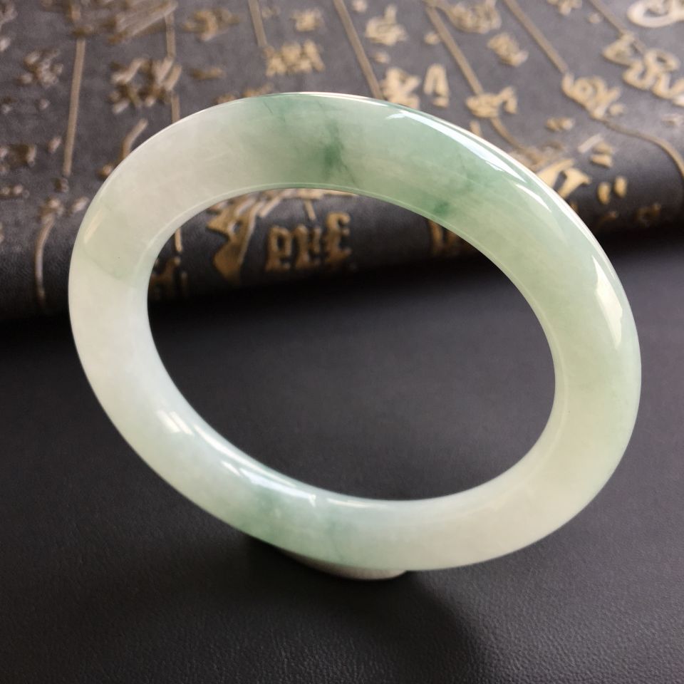 糯冰种飘花圆条手镯(53.4mm)