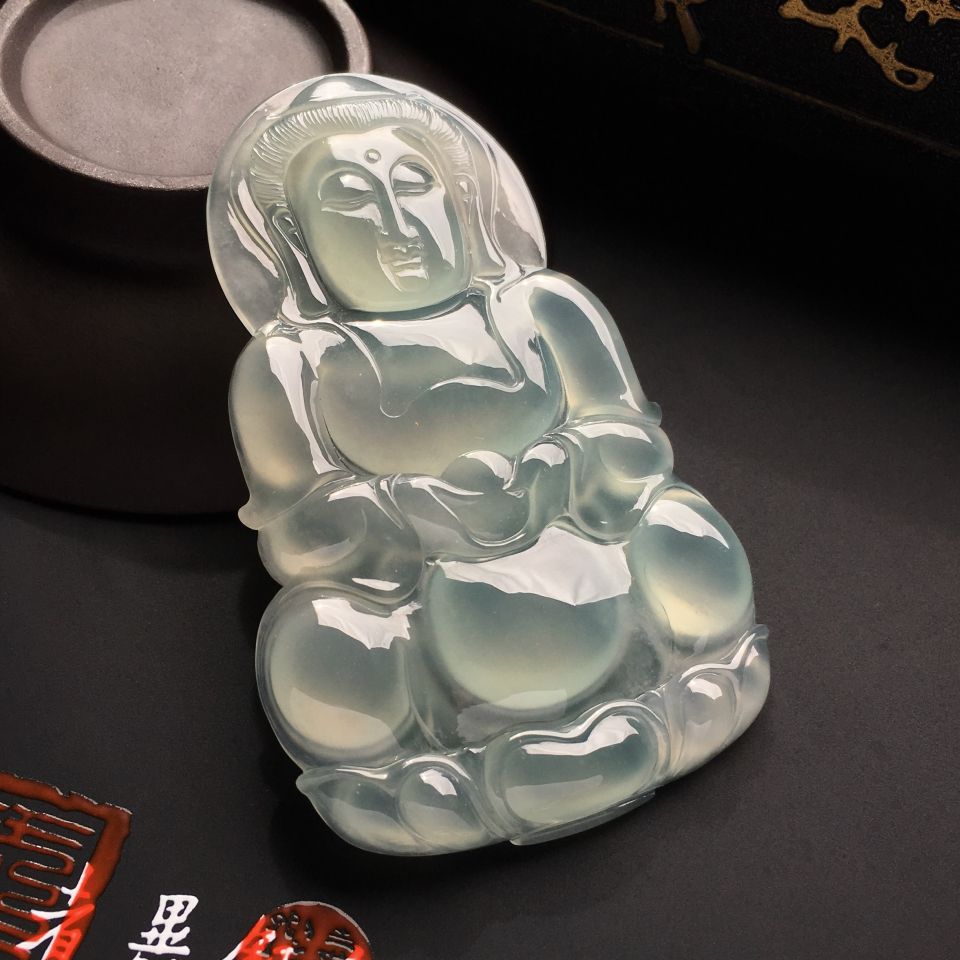 冰种淡晴水观音挂件