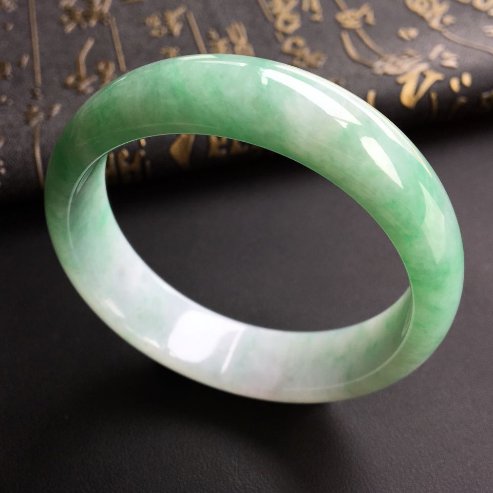 糯冰种飘翠手镯(58.1mm)