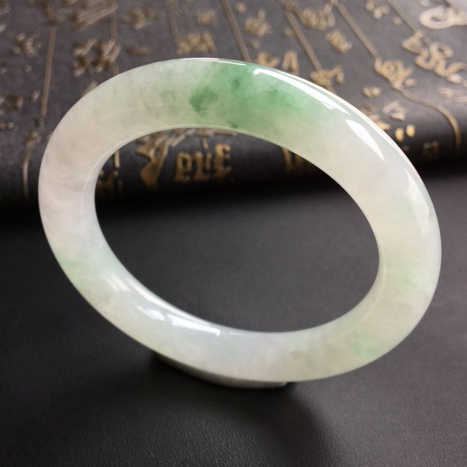 糯冰种飘花圆条手镯(55.6mm)