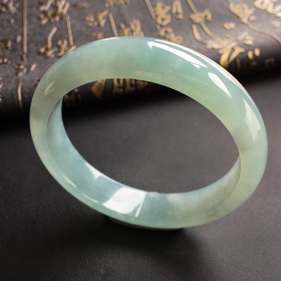 糯冰种晴水手镯(57.8mm)