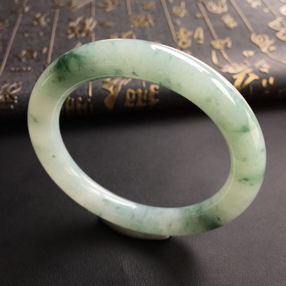 糯冰种飘花圆条手镯(55.5mm)