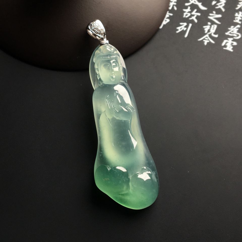 冰种晴水站观音挂件