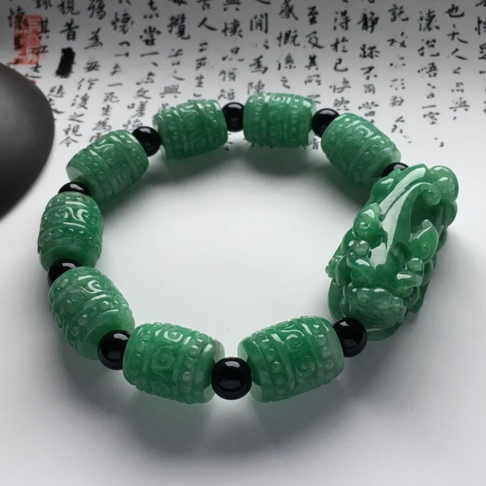 糯冰种豆绿貔貅手链