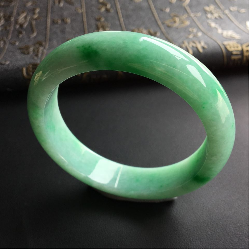 糯冰种飘翠手镯(56.7mm)