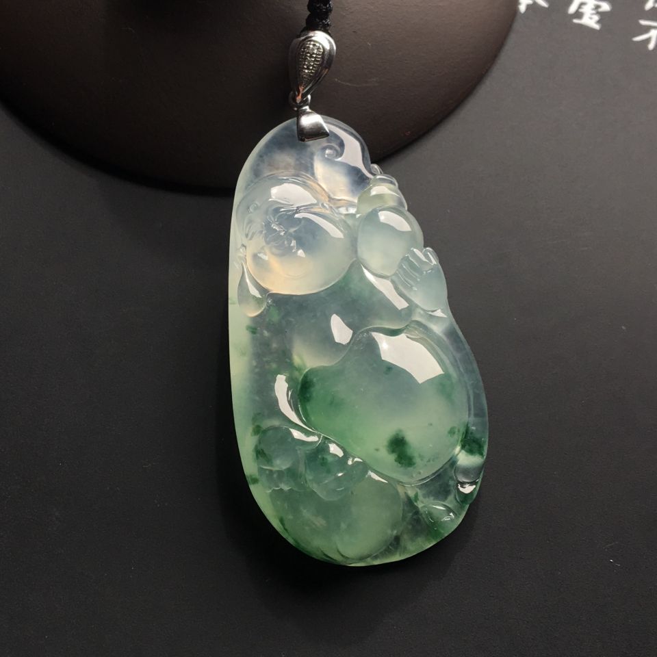 冰种飘花布袋佛挂件