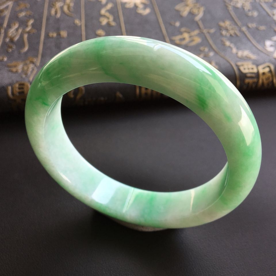 糯冰种飘翠手镯(57.6mm)