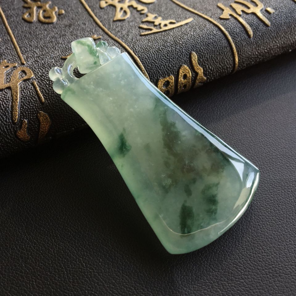 冰种飘花平安无事牌挂件