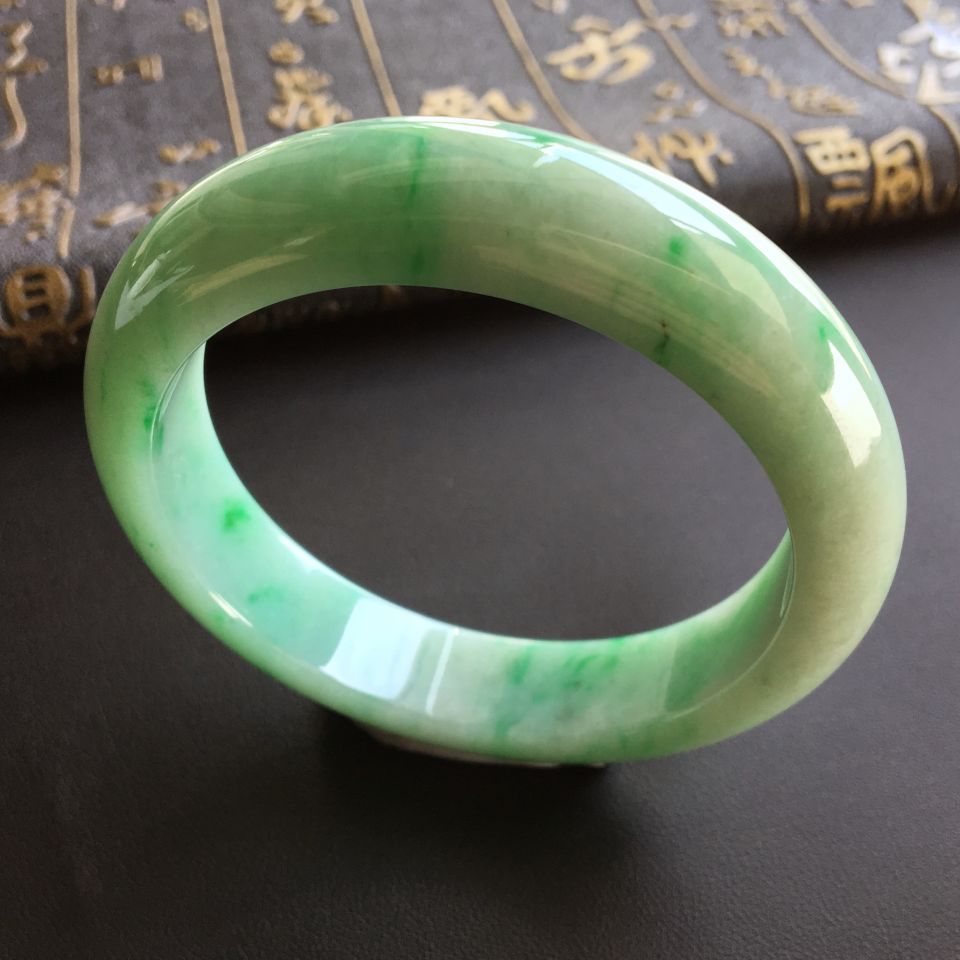 糯冰种飘翠手镯(55.4mm)