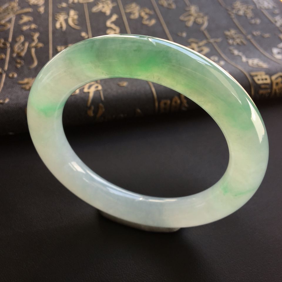 糯冰种飘翠圆条手镯(56.6mm)