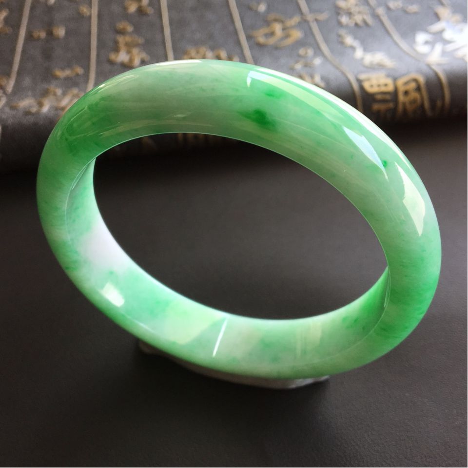 糯冰种飘翠手镯(56.6mm)