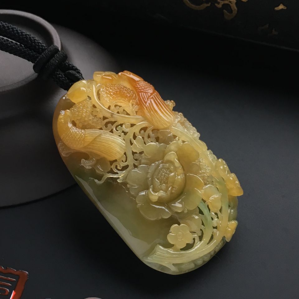 糯冰种褐黄翡飘花富贵花开挂件