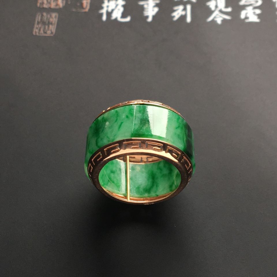镶玫瑰金糯冰种飘翠路路通胸坠