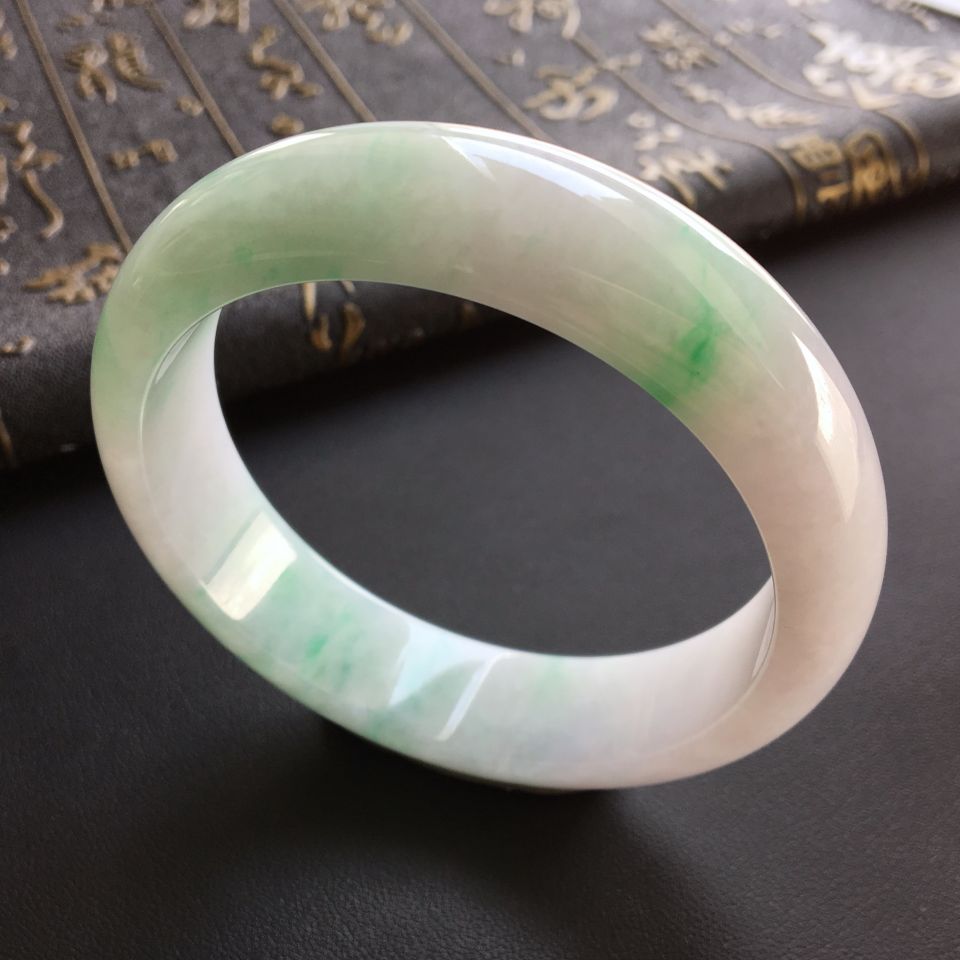 糯冰种飘翠手镯(60.1mm)