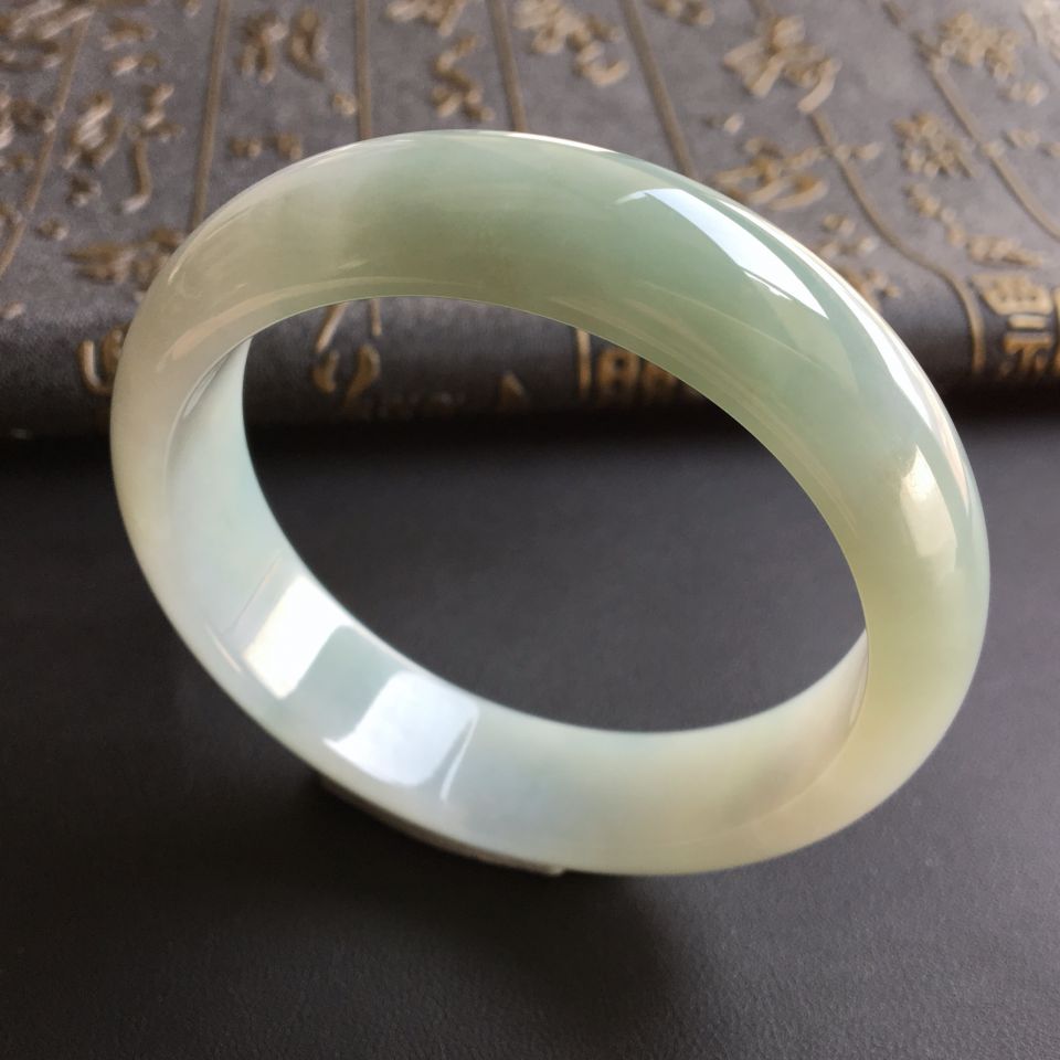 糯冰种晴水手镯(58.6mm)