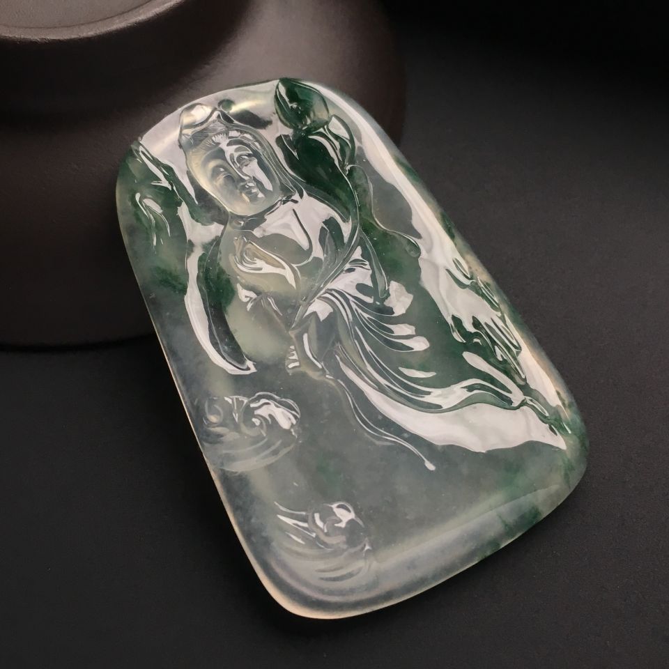 冰种飘花站观音挂件